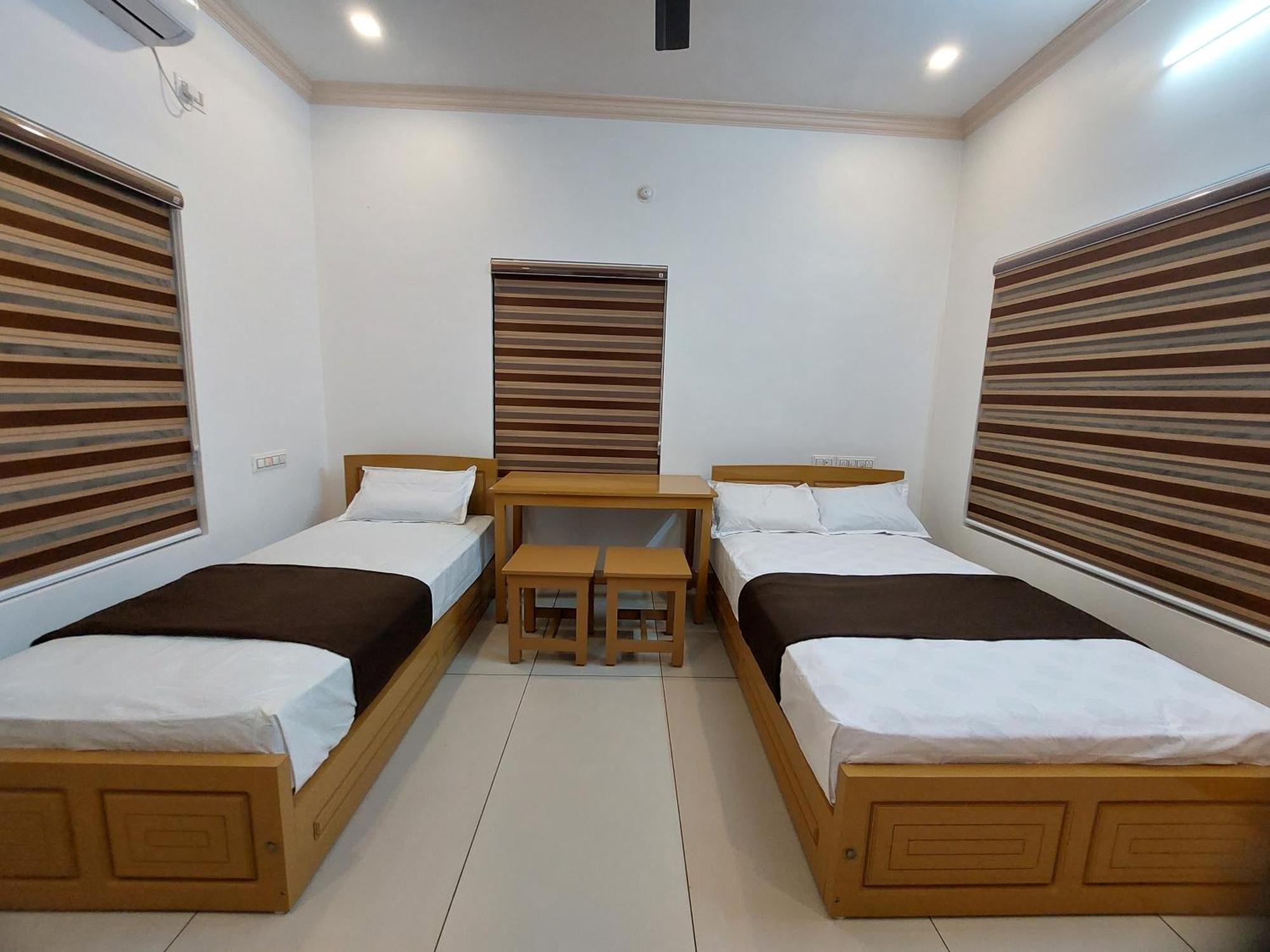 Water Gate Tourist Home And Resorts Mundrothuruth 외부 사진